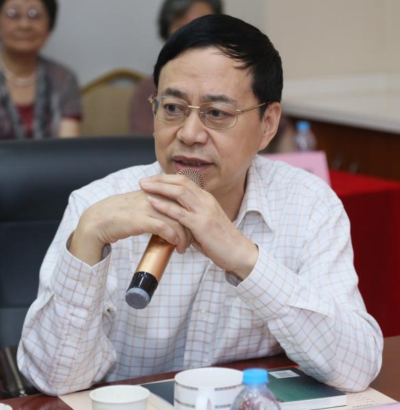 上海市政协学习组调研基层医院 改变社会办医“办好难”观念